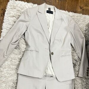 Petite 2 Pc Suit Banana Republic Khaki Tan